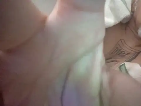 Xoc8  online show from February 11, 2026, 8:52 am