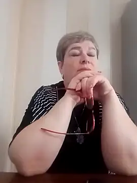 Lee Nell online show from March 17, 2025, 2:19 am