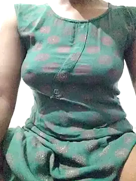 Snapshot of rituporna2004 chatting on March 3, 2025, 4:03 am rituporna2004 online show from March 3, 2025, 4:03 am