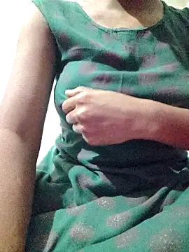 rituporna2004 online show from February 11, 2026, 3:22 am