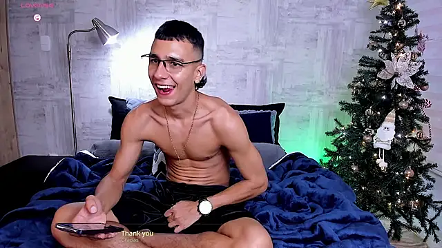 SymonPrince online show from December 22, 2025, 10:51 pm