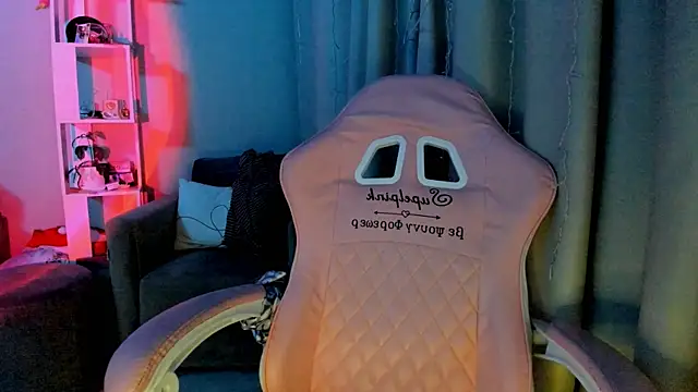 Snapshot of Ledy_WWWII chatting on January 16, 2025, 9:30 pm Ledy WWWII online show from January 16, 2025, 9:30 pm