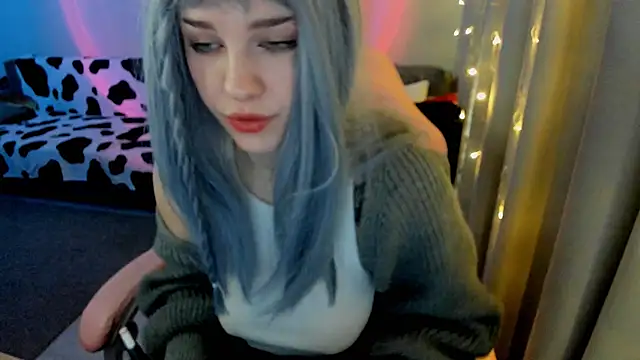 Snapshot of Ledy_WWWII chatting on January 18, 2025, 9:45 am Ledy WWWII online show from January 18, 2025, 9:45 am