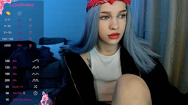 Snapshot of Ledy_WWWII chatting on February 5, 2025, 7:42 pm Ledy WWWII online show from February 5, 2025, 7:42 pm