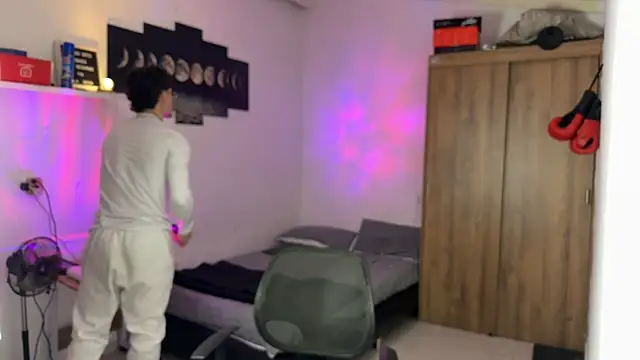 Kisan Smith online show from November 20, 2025, 12:22 am