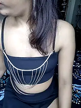 Snapshot of Leeeezzzz_roy chatting on January 10, 2025, 8:48 pm Leeeezzzz roy online show from January 10, 2025, 8:48 pm