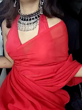 Snapshot of Leeeezzzz_roy chatting on February 20, 2025, 12:52 am Leeeezzzz roy online show from February 20, 2025, 12:52 am