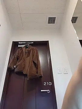 muuna9999 online show from March 16, 2026, 10:41 am