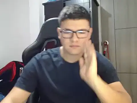 Plug Control online show from March 7, 2025, 2:12 pm