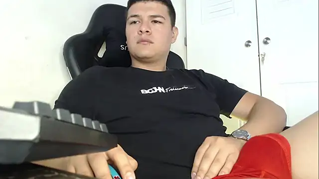 Plug Control online show from September 11, 2025, 4:40 pm