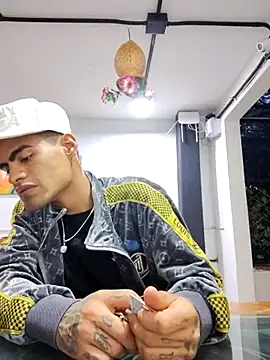 dannybigcockxxl online show from March 17, 2025, 11:11 pm