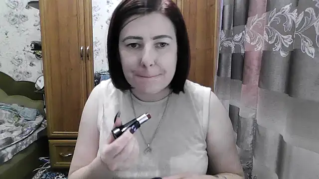 SophieNightAh online show from September 12, 2025, 12:27 pm