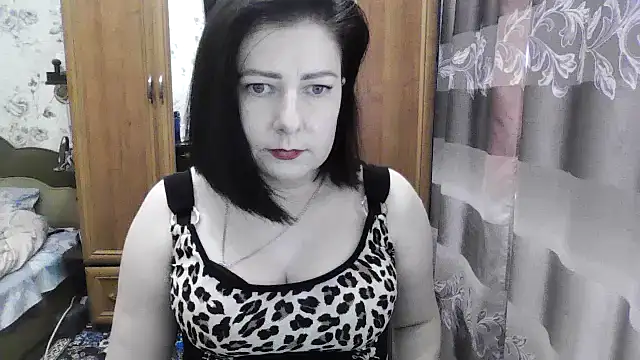 SophieNightAh online show from October 16, 2025, 12:17 pm