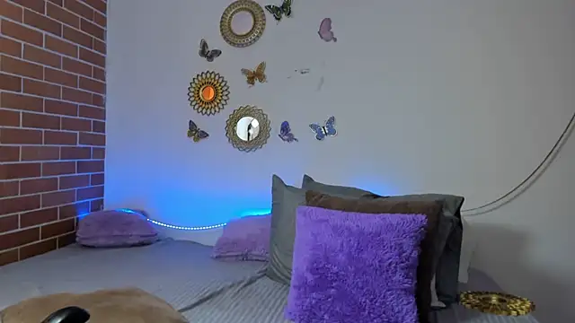 maja hills online show from January 15, 2025, 7:12 pm