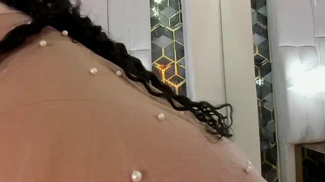 lia mariana online show from March 30, 2026, 1:12 pm