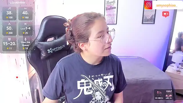 Amy joones online show from March 19, 2025, 1:51 pm