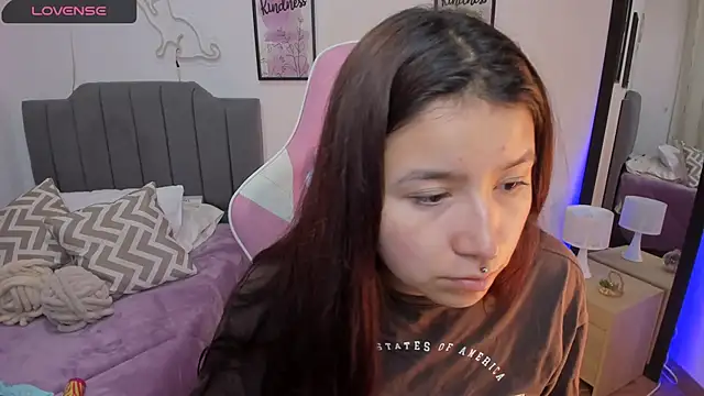 Amy joones online show from March 17, 2026, 11:13 am