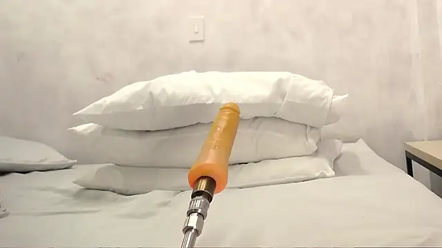 Rubidaniells online show from September 26, 2025, 11:47 am