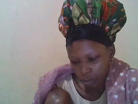 Snapshot of CharlotteDee chatting on September 21, 2025, 4:14 am CharlotteDee online show from September 21, 2025, 4:14 am