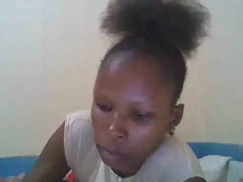 Snapshot of CharlotteDee chatting on September 24, 2025, 5:49 pm CharlotteDee online show from September 24, 2025, 5:49 pm