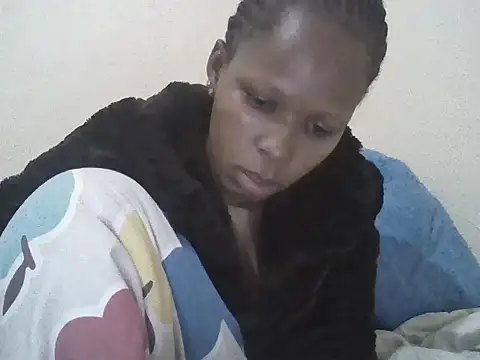 Snapshot of CharlotteDee chatting on October 12, 2025, 6:23 am CharlotteDee online show from October 12, 2025, 6:23 am