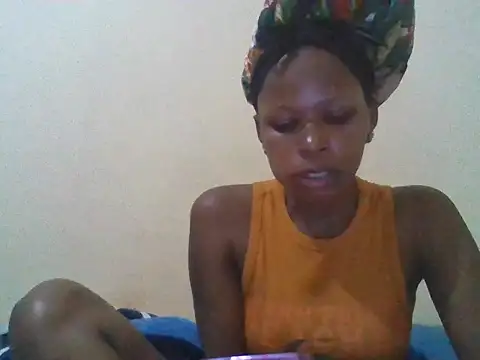 Snapshot of CharlotteDee chatting on November 16, 2025, 7:08 pm CharlotteDee online show from November 16, 2025, 7:08 pm