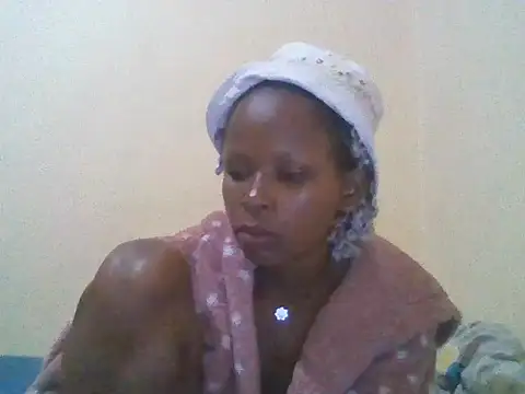 Snapshot of CharlotteDee chatting on November 27, 2025, 7:38 pm CharlotteDee online show from November 27, 2025, 7:38 pm