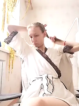 CatFerae online show from February 6, 2025, 10:04 am