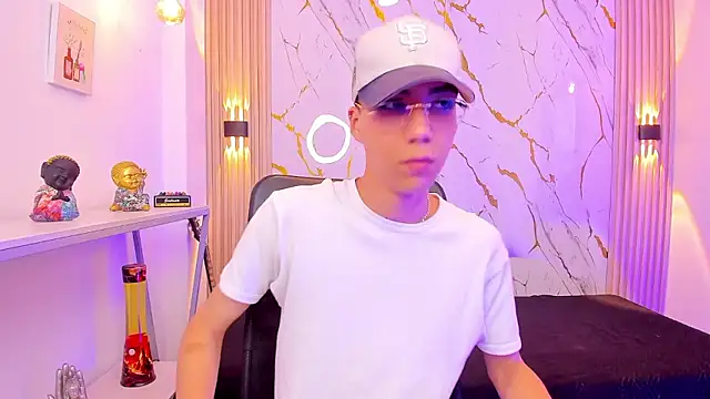 Nikolay Gregori online show from January 15, 2026, 4:17 am