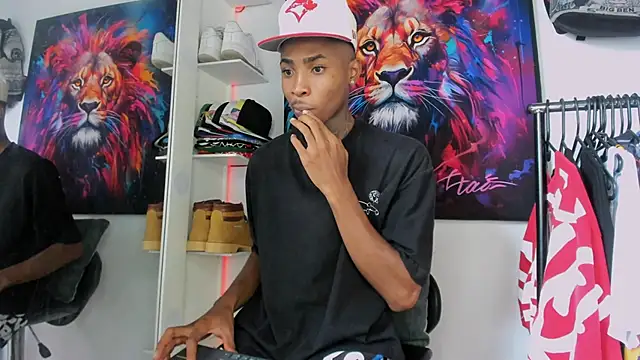 Snapshot of Pantera_black_21 chatting on February 1, 2026, 7:45 pm Pantera black 21 online show from February 1, 2026, 7:45 pm