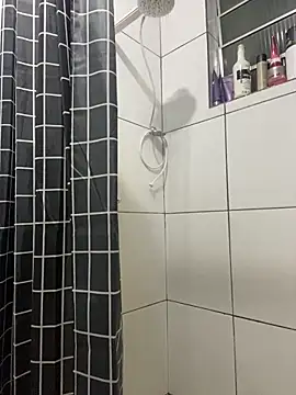 Snapshot of couple_shy chatting on December 18, 2025, 2:28 am couple shy online show from December 18, 2025, 2:28 am