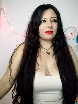 kristal ktl online show from March 9, 2026, 1:09 am