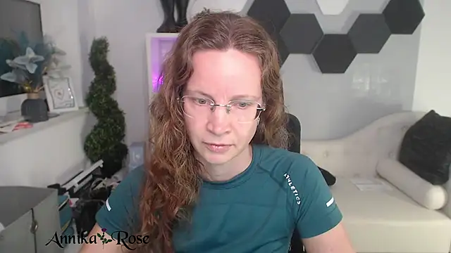 AnnikaRose online show from January 14, 2025, 9:09 pm