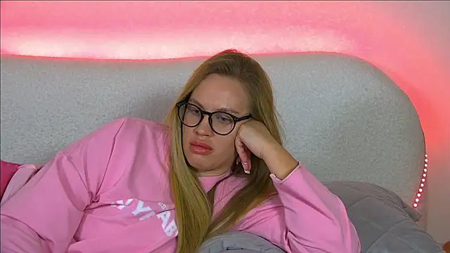 MariaNeumann online show from January 25, 2025, 9:35 pm