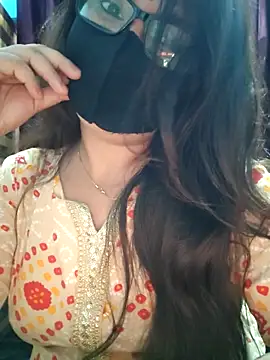 Aishwaryaa 69 online show from September 9, 2025, 7:19 am