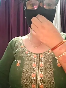 Aishwaryaa 69 online show from September 25, 2025, 10:52 am