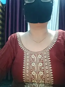 Aishwaryaa 69 online show from October 6, 2025, 4:37 pm