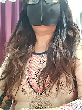 Aishwaryaa 69 online show from April 16, 2026, 10:27 am