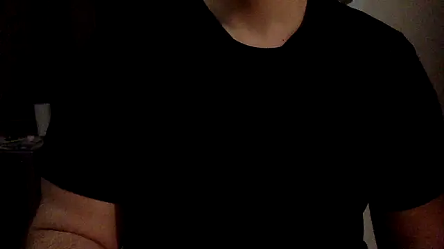 Snapshot of Gladiator_3 chatting on December 7, 2024, 10:39 pm Gladiator 3 online show from December 7, 2024, 10:39 pm