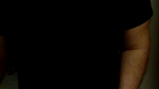 Snapshot of Gladiator_3 chatting on March 13, 2025, 8:43 pm Gladiator 3 online show from March 13, 2025, 8:43 pm