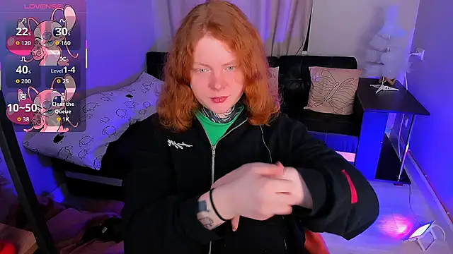 Cassie xKiss online show from December 19, 2025, 9:11 pm