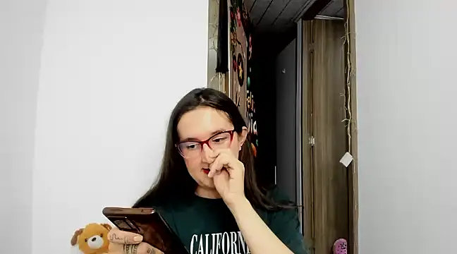 Sweet-Suck69 online show from December 27, 2024, 1:32 am