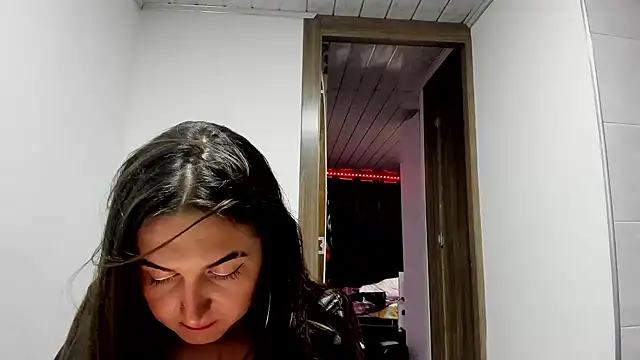 Sweet-Suck69 online show from January 24, 2025, 4:37 am