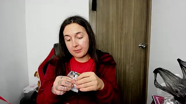 Sweet-Suck69 online show from March 4, 2025, 4:49 am