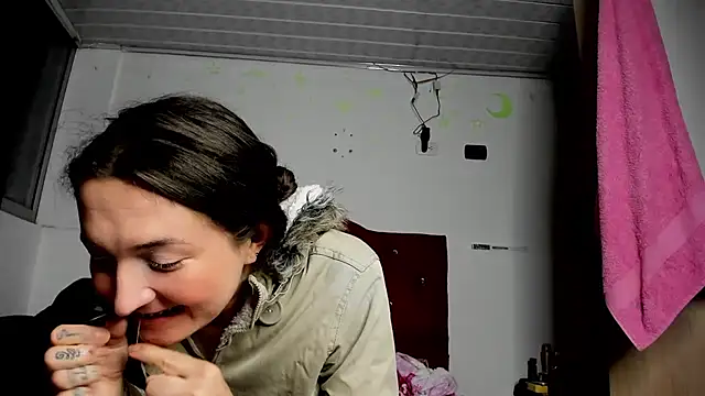 Sweet-Suck69 online show from March 16, 2025, 2:21 am