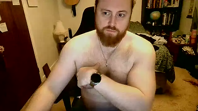 Hairy Guy30 online show from October 14, 2025, 9:26 pm