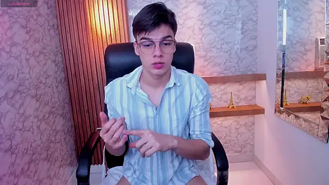 Gerony  online show from September 10, 2025, 4:34 am