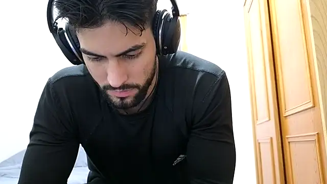 Snapshot of Jackyrose chatting on December 14, 2024, 3:51 am Jackyrose online show from December 14, 2024, 3:51 am