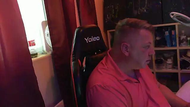 Mic Oxinner online show from October 4, 2025, 9:24 pm