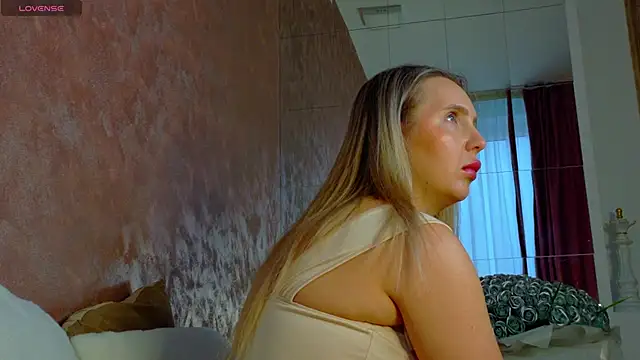 lexy a online show from April 2, 2026, 4:21 am